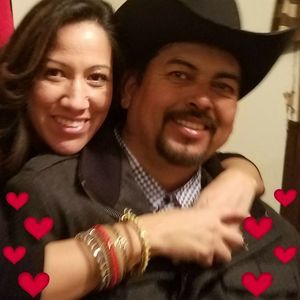 Meet your Posher, Laurayauden